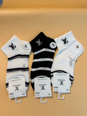 Designer Ankle Socks low cut Black & White Stripe socks 3 pairs New small-medium